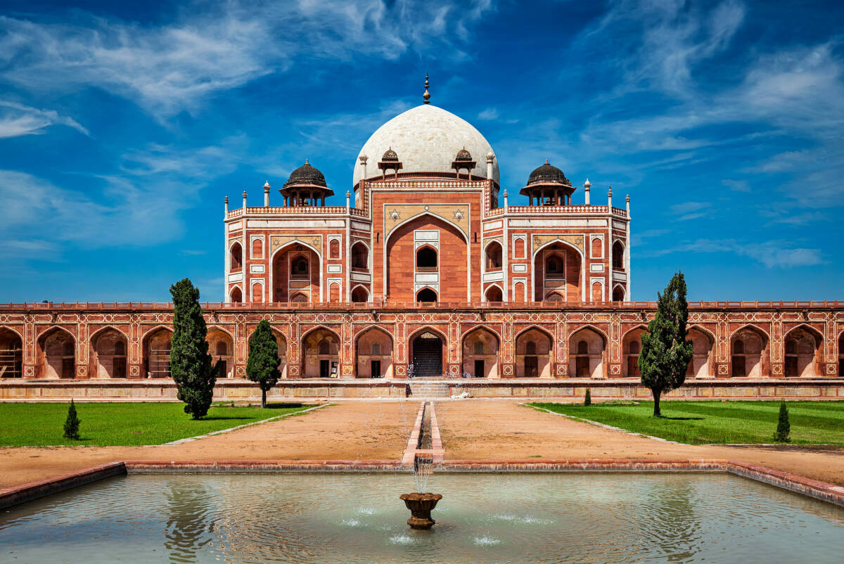 Frontal View Humayun’s Tomb. Delhi, India. UNESCO World Heritage Site.